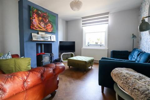3 bedroom semi-detached house for sale, Barleythorpe Road, Oakham LE15