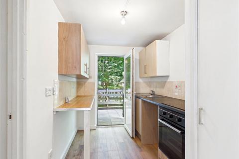 2 bedroom flat for sale, School Gardens, Pennar, Pembroke Dock, Pembrokeshire, SA72