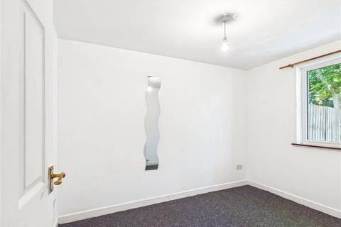 2 bedroom flat for sale, School Gardens, Pennar, Pembroke Dock, Pembrokeshire, SA72