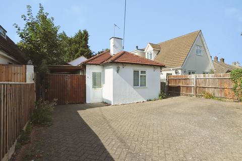 4 bedroom bungalow to rent, Radley Road, Abingdon, OX14