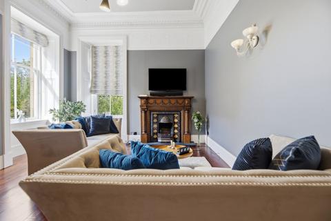 2 bedroom flat for sale, Hillhead Street, Glasgow G12