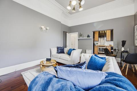 2 bedroom flat for sale, Hillhead Street, Glasgow G12