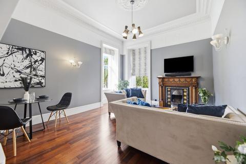 2 bedroom flat for sale, Hillhead Street, Glasgow G12
