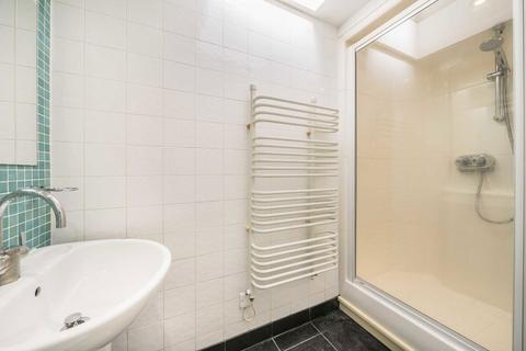 1 bedroom flat to rent, Westbourne Grove Terrace, London W2