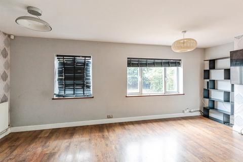 3 bedroom semi-detached house for sale, Valley Road, Wellingborough