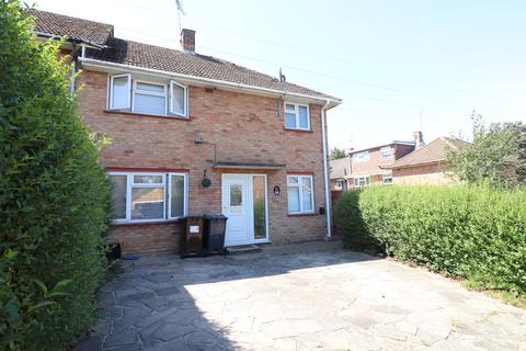 3 bedroom house to rent, Hutton Drive, Brentwood, CM13