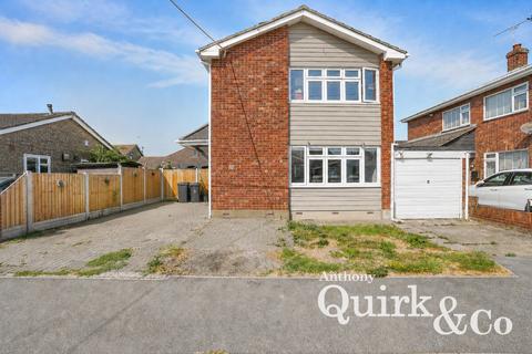 3 bedroom detached house for sale, Hallet Road, Canvey Island, SS8