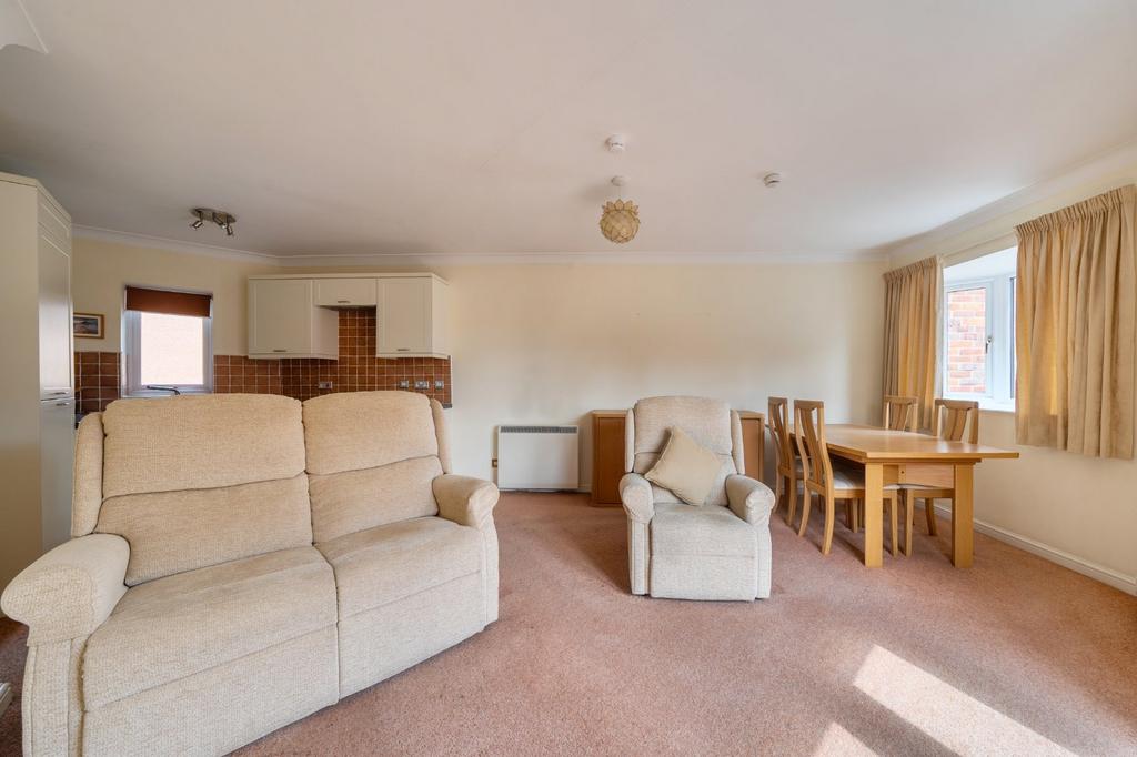 Apartment in Reading - View 3