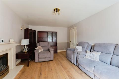 2 bedroom detached house for sale, Summertrees Road, Great Sutton, Ellesmere Port