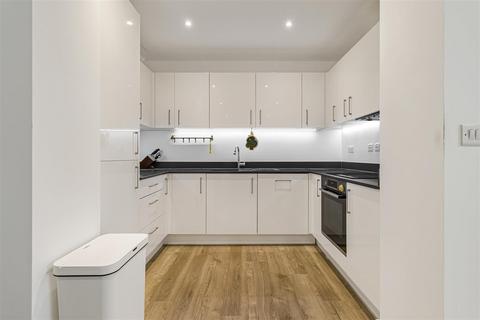 2 bedroom apartment for sale, Marleigh Avenue, Cambridge CB5