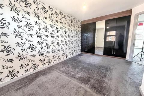 4 bedroom townhouse for sale, Wellington Way, Leighton Buzzard LU7