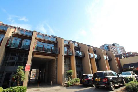 2 bedroom apartment to rent, Jacob Street, Bristol BS2