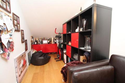 2 bedroom apartment to rent, Jacob Street, Bristol BS2