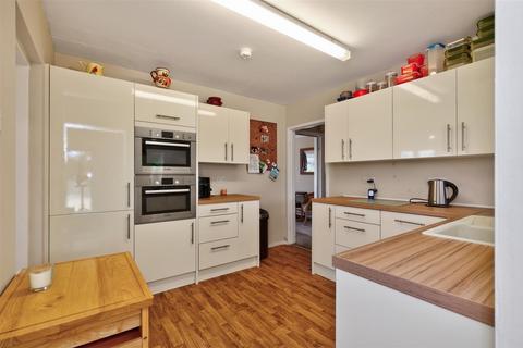 4 bedroom detached bungalow for sale, Ostend Road, Walcott NR12