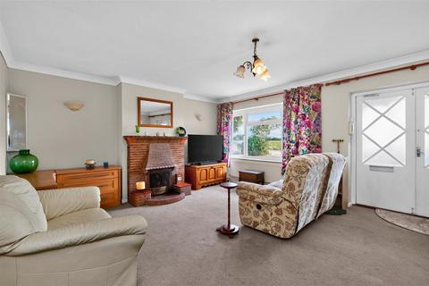 4 bedroom detached bungalow for sale, Ostend Road, Walcott NR12