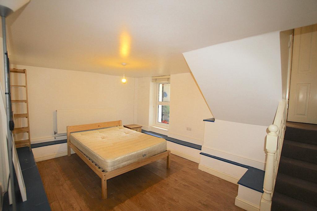 Apartment in London, Harringay - View 3