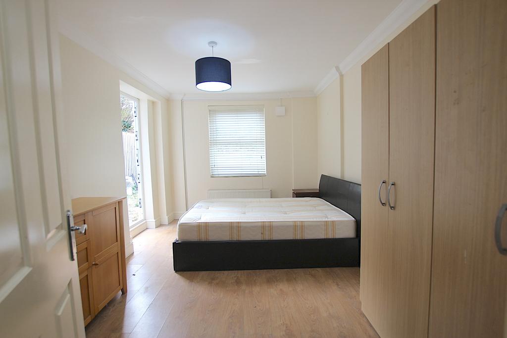 Apartment in London, Harringay - View 2