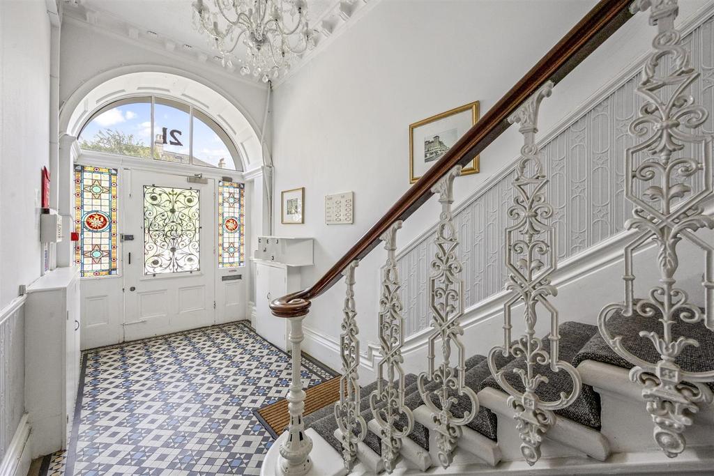 Apartment in Hove - View 2