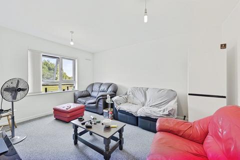2 bedroom ground floor flat for sale, West Cotton Close, Northampton