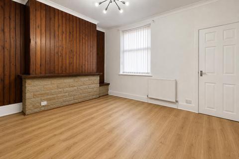 2 bedroom terraced house to rent, Keswick Grove, Greater Manchester M6
