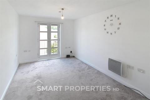 2 bedroom apartment to rent, Marlington Drive, Huddersfield HD2