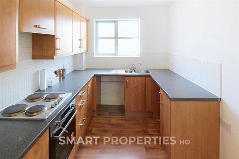 2 bedroom apartment to rent, Marlington Drive, Huddersfield HD2