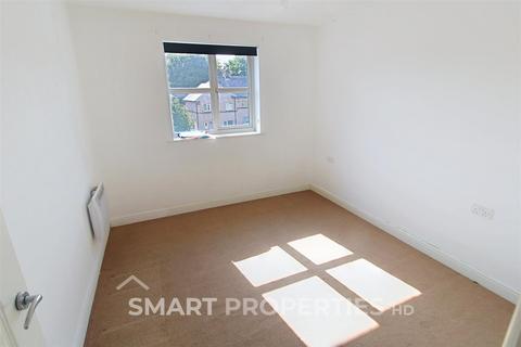 2 bedroom apartment to rent, Marlington Drive, Huddersfield HD2