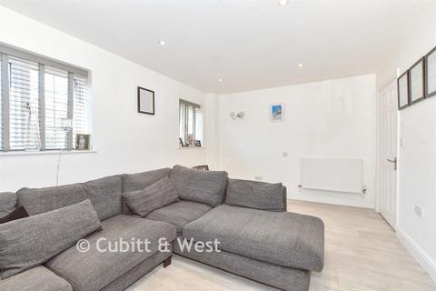 4 bedroom detached house for sale, The Oaks, Bognor Regis PO21