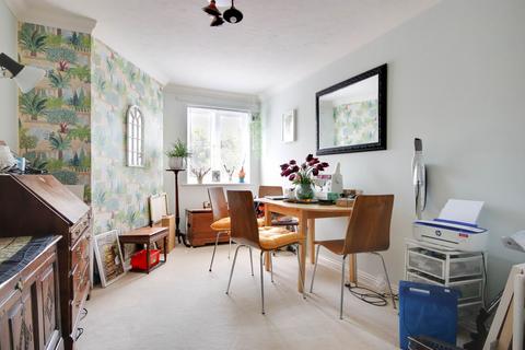 2 bedroom apartment for sale, Tylers Close, Lymington, SO41