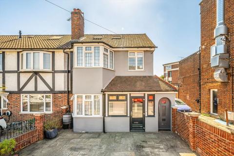 Nelson Road, Whitton TW2