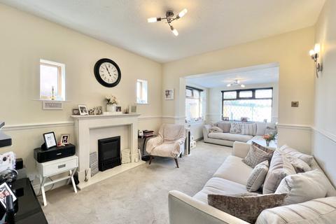 4 bedroom bungalow for sale, Hardhorn Way, Poulton-Le-Fylde FY6