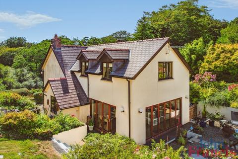 3 bedroom detached house for sale, Llandilo, Pembrokeshire SA66