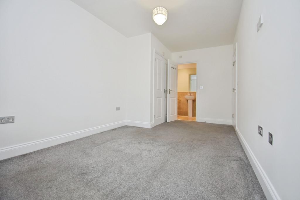 Apartment in Bromley - More