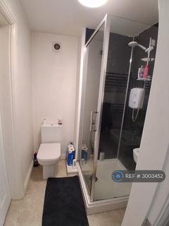 1 bedroom in a flat share to rent, Wilmslow Rd, Manchester, M20