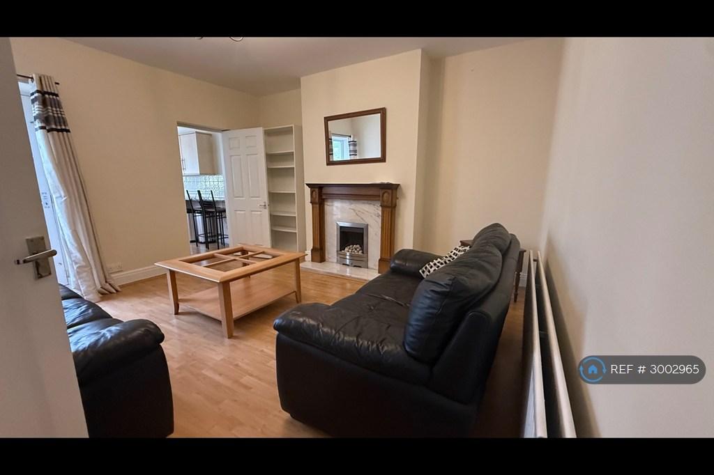 Apartment in Newcastle Upon Tyne - More