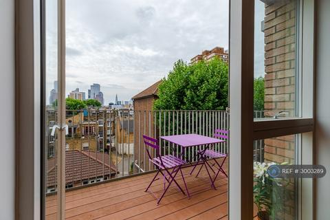 2 bedroom flat to rent, Bevenden Street, London, N1