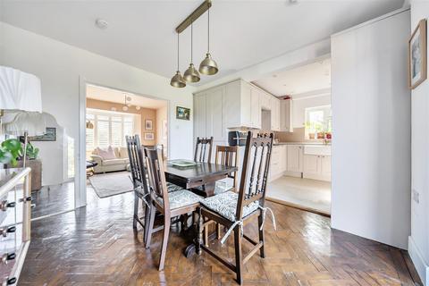 3 bedroom semi-detached house for sale, Eastleigh Close, Devizes, SN10