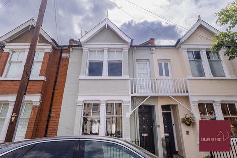 3 bedroom house to rent, Seymour Gardens, Twickenham TW1