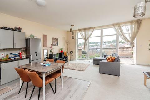 2 bedroom penthouse for sale, Gallery Square, WALSALL