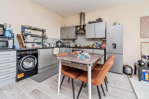 2 bedroom penthouse for sale, Gallery Square, WALSALL
