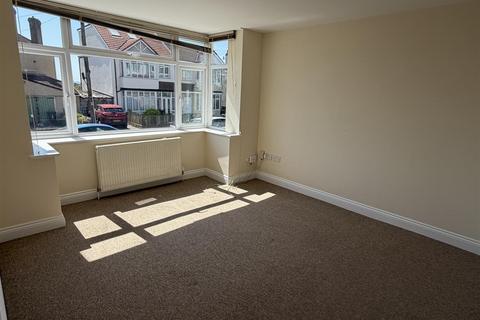 2 bedroom apartment to rent, Reynolds Walk, Bristol BS7