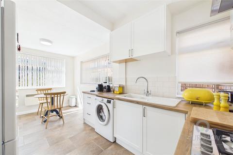 2 bedroom bungalow for sale, Malcolm Drive, Northamptonshire NN5