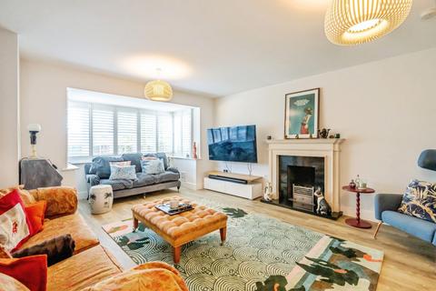 4 bedroom detached house for sale, The Boulevard, Bognor Regis, West Sussex, PO21