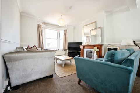 4 bedroom detached house for sale, Brookfield Road, Bedford