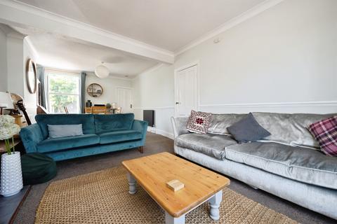 4 bedroom detached house for sale, Brookfield Road, Bedford