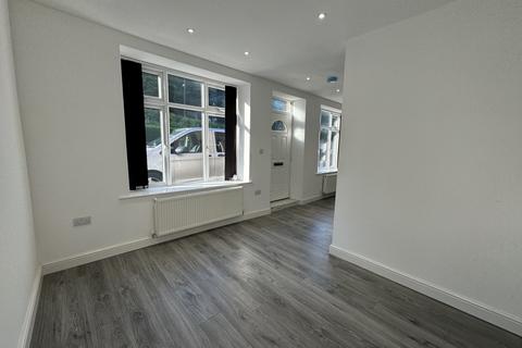 3 bedroom house to rent, Manchester Road, Sheffield, S36