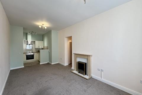 2 bedroom flat to rent, Spencers Wood, Bromley Cross, Bolton, BL7
