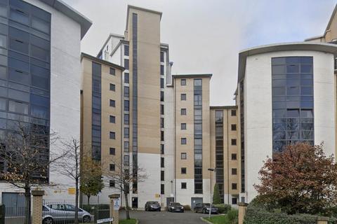 2 bedroom flat for sale, North Crescent, Rotherham S65