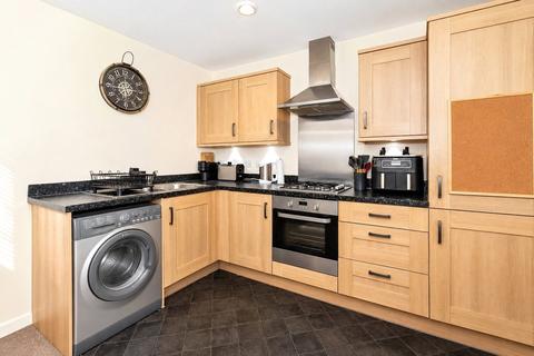 1 bedroom apartment for sale, Piggott Place, 1 Spicer Mews, Slough