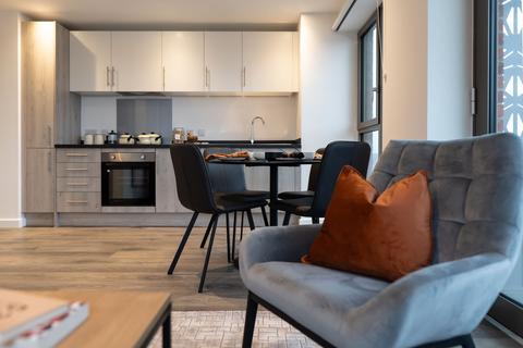 2 bedroom flat to rent, at Property Sense, Apartment 1007, New Baillie Street OL16